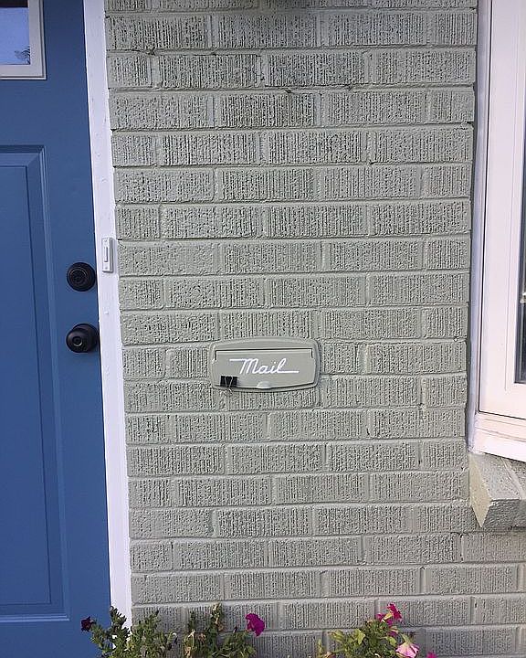 2nd image of 3265 W Stanford Ave