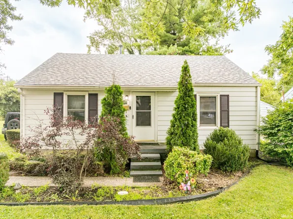 2003 E 22nd St, Muncie, IN 47302