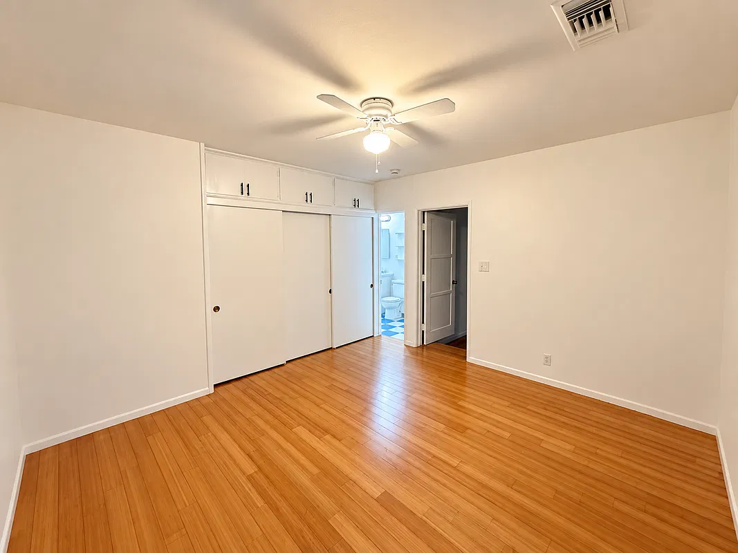 1 bed, 1.0 bath, 650 sqft, $2,300 — Photo 4