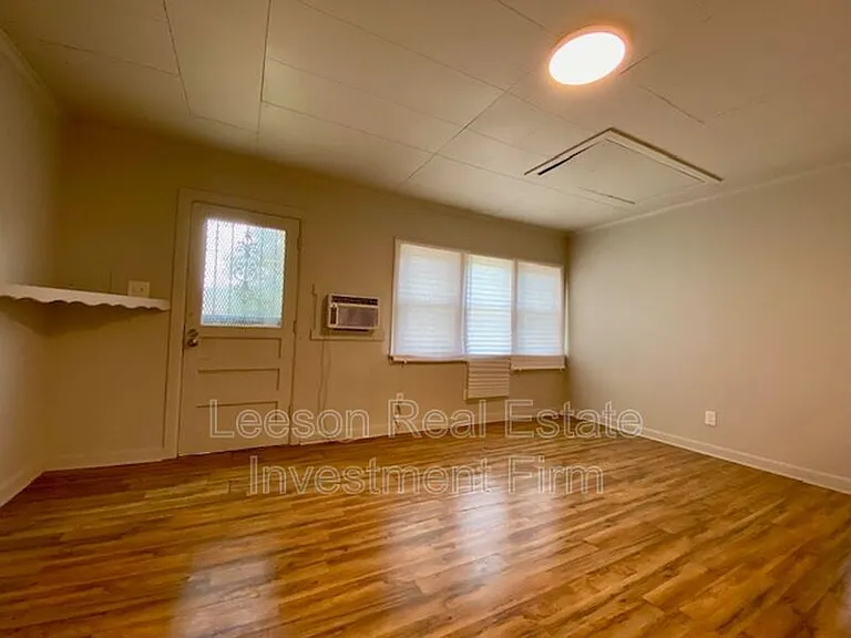 1416 Natalie St — Photo 10