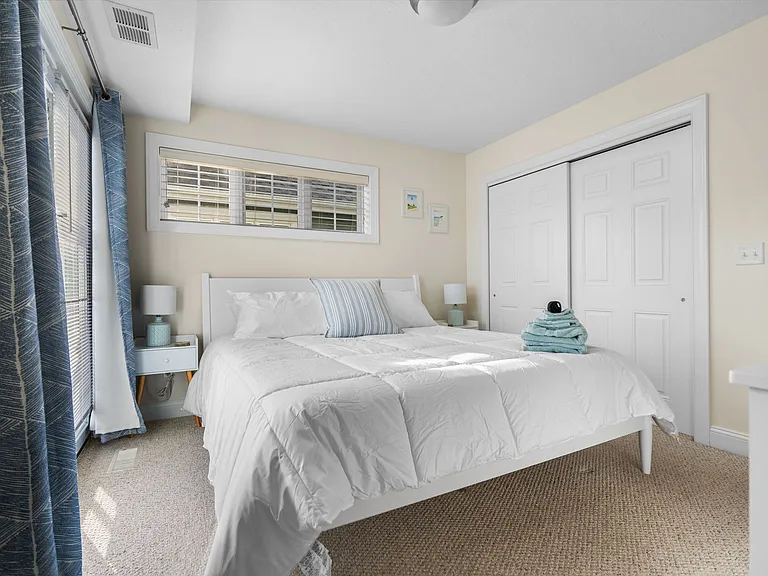 100 Hope St #210 — Photo 5