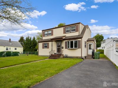 3 Seymour Ave, Edison, NJ, 08817