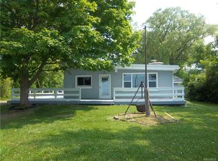 2795 W Lake Rd, Wilson, NY 14172