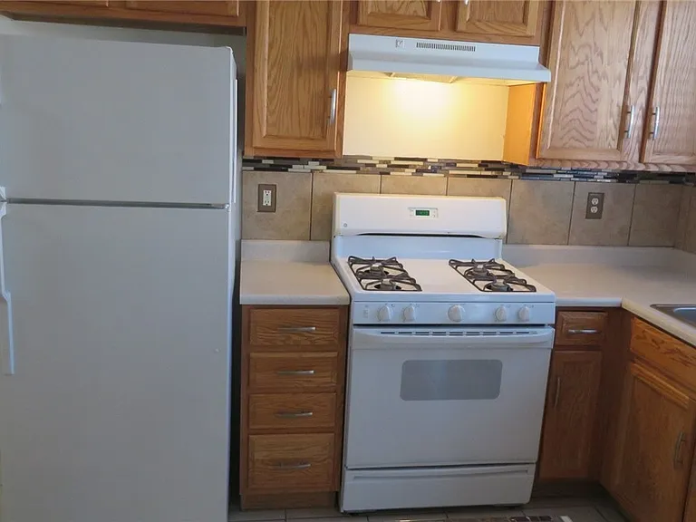 3014 Sunrise Bay Ave — Photo 4