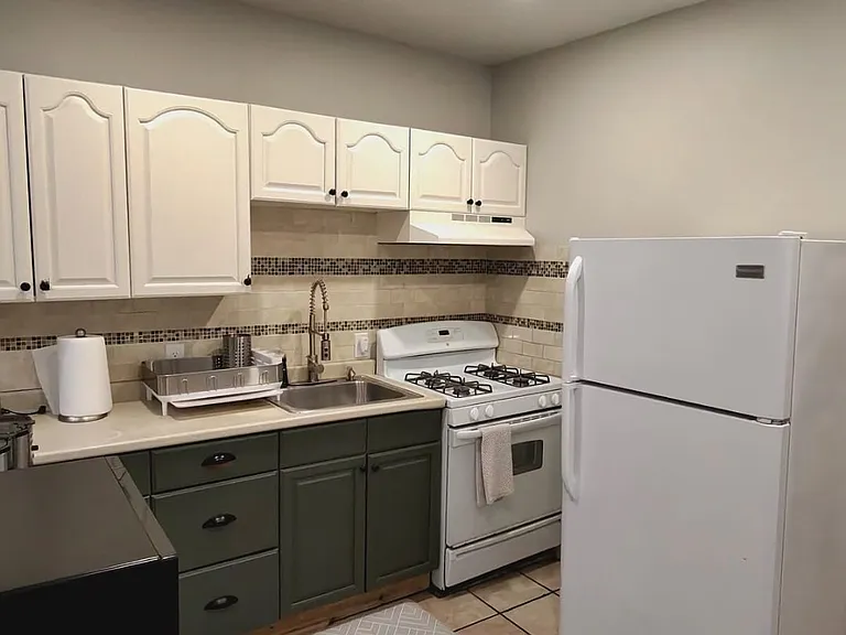 All the essentials for a comfortable and functional living experience, designed to provide you with a complete and well-equipped home.
