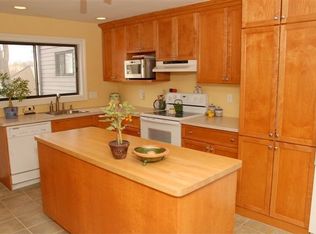 25-31 Highland Ave #27, Newton, MA 02460
