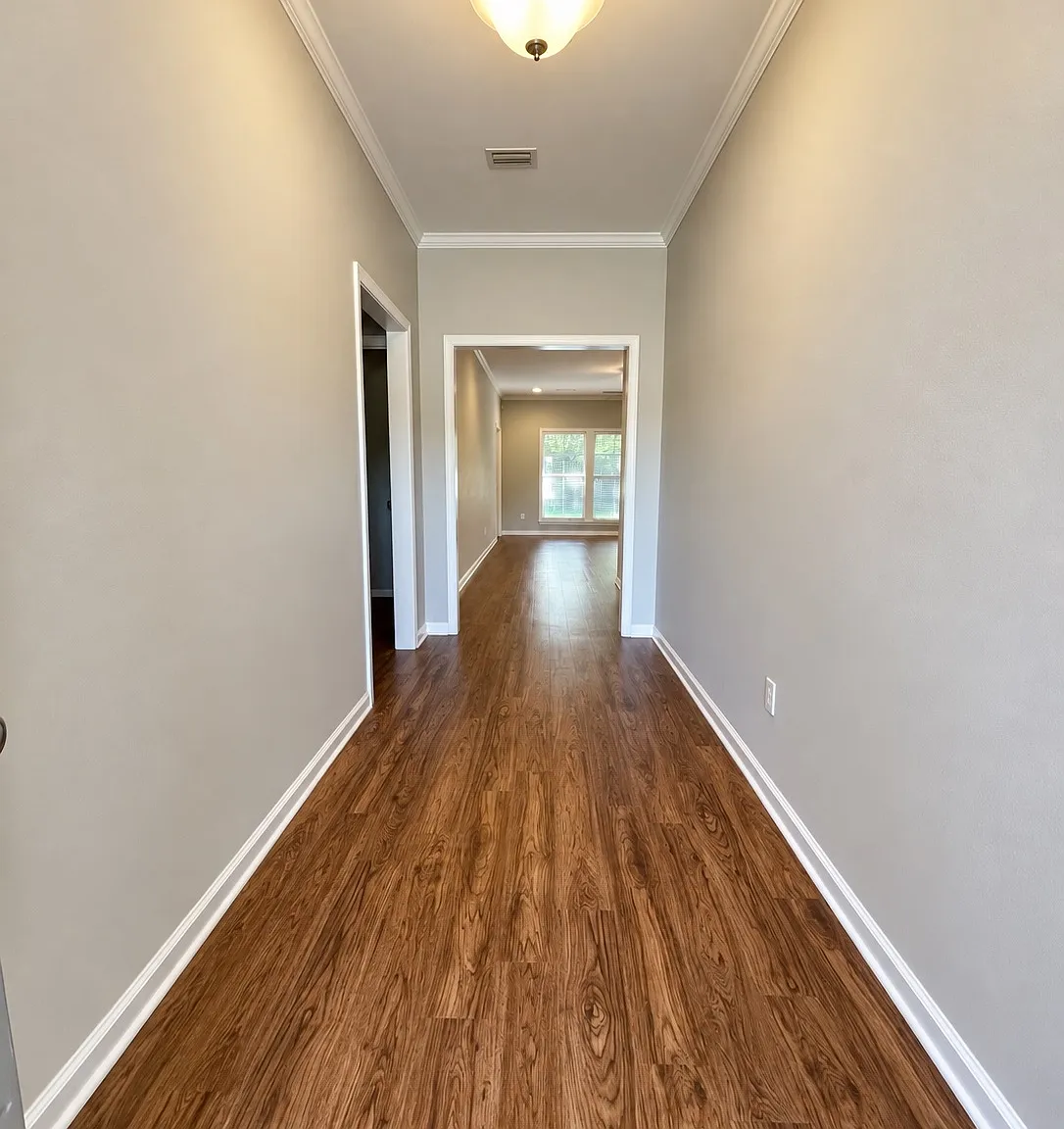 3 bed, 1654 sqft, $2,050 — Photo 2