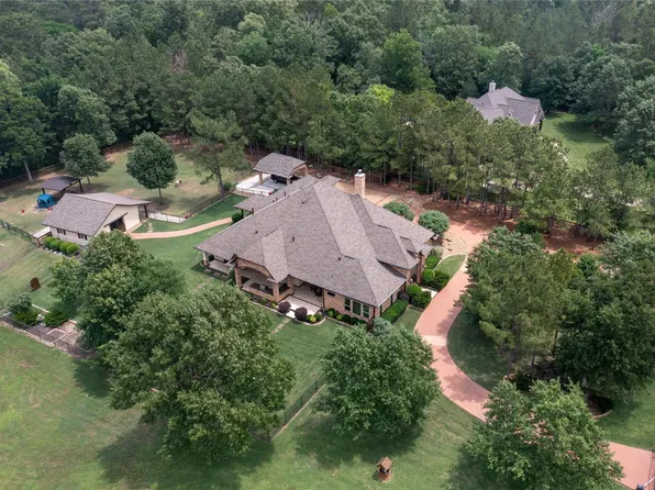 26166 Crown Ranch Blvd, Montgomery, TX 77316