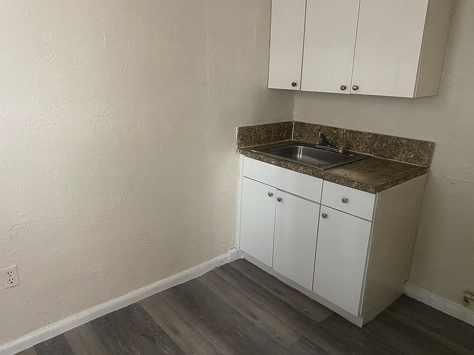1st image of 1450 NW 1st Ave #15