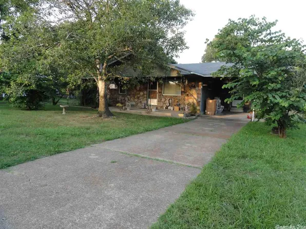 308 Glade St, Marshall, AR 72650