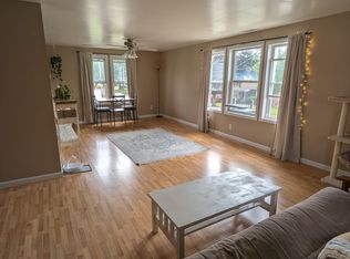 144 14th Ave APT 2, North Tonawanda, NY 14120