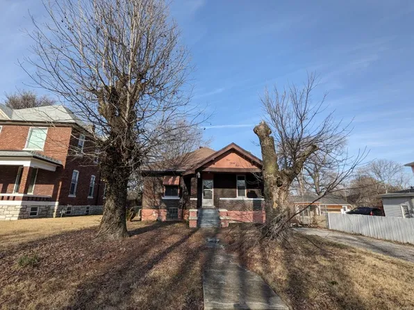 531 N 24th St, East Saint Louis, IL 62205