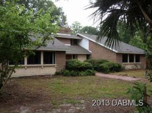 1st image of 747 Glen Cir