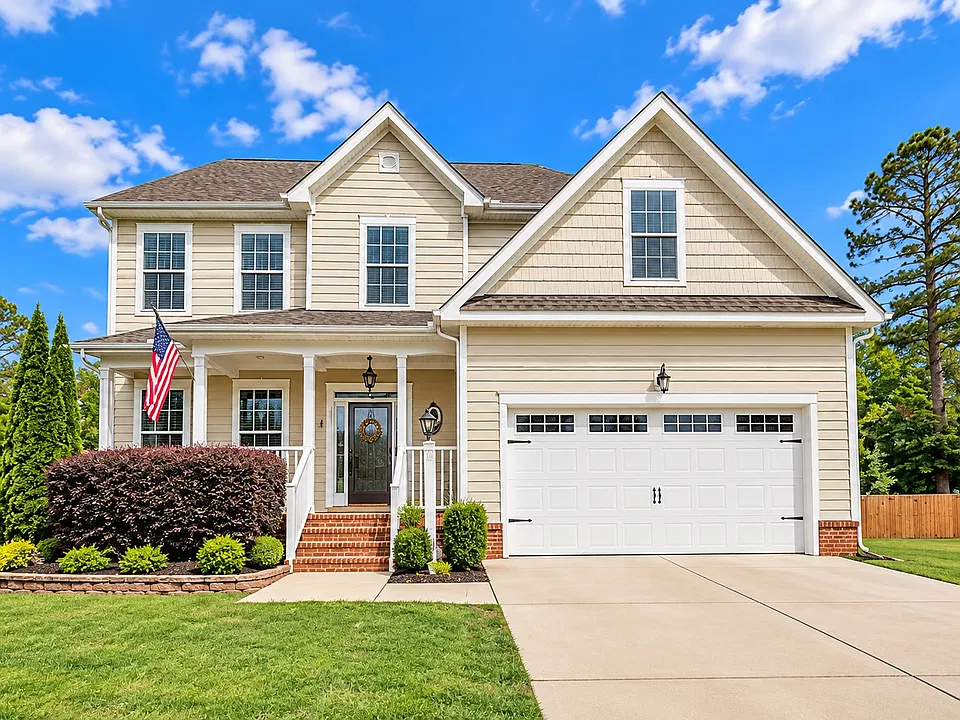 112 Saw Grass Ct