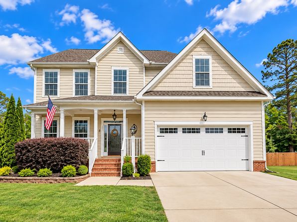 112 Saw Grass Ct