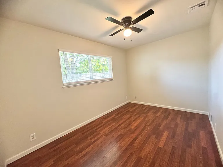860 Inyo St — Photo 12