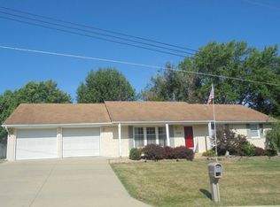 1608 Hickory Dr, Chillicothe, MO 64601