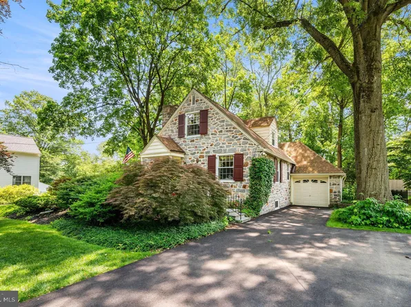 78 Crestline Rd, Wayne, PA 19087