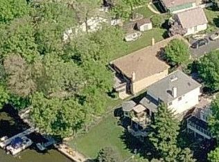 182 Riverside Island Dr, Fox Lake, IL 60020