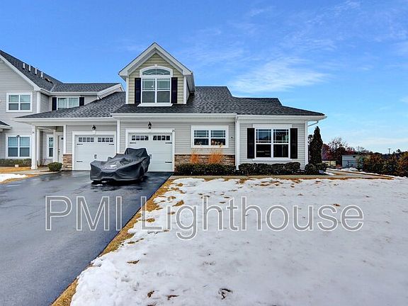 2nd image of 25 Willow Dr