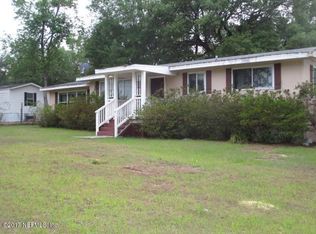 109 Beach St, Pomona Park, FL 32181