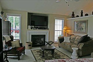 4th image of 602 Westchester Ct