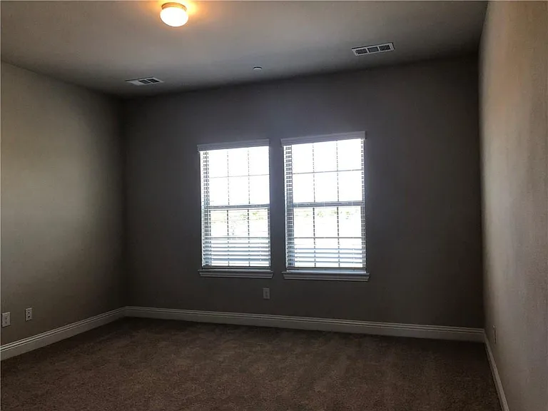 4592 Titus Cir — Photo 16