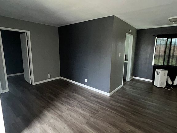 2nd image of 361 S Muriel Dr