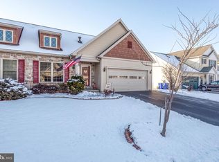 5123 Summerfield Dr, Mount Joy, PA 17552