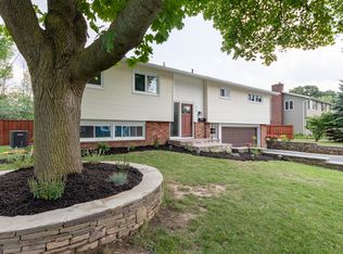 70 Ashley Dr, Brighton, NY 14620