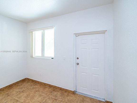 5th image of 1663 SE 27th Dr Unit 108