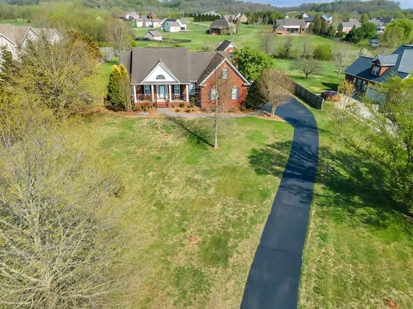 2166 Dr Robertson Rd, Spring Hill, TN 37174