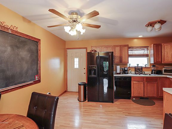 4th image of 2411 Dunlay Ct APT A