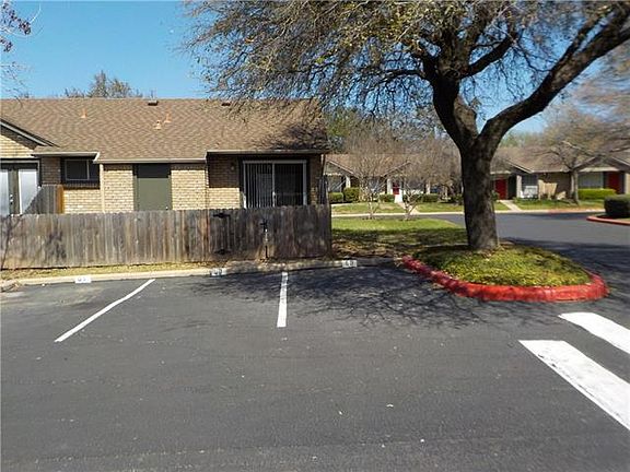 3rd image of 1015 E Yager Ln Unit 60