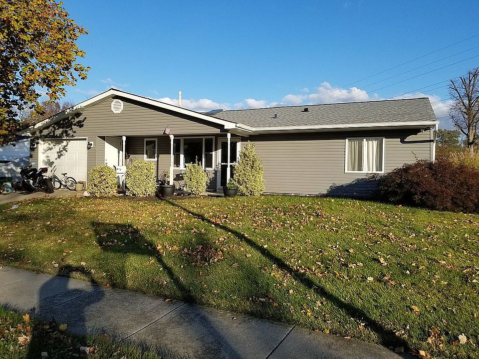 1st image of 46 Wisteria Ln