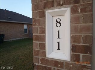 811 Encinita Dr, Leander, TX 78641