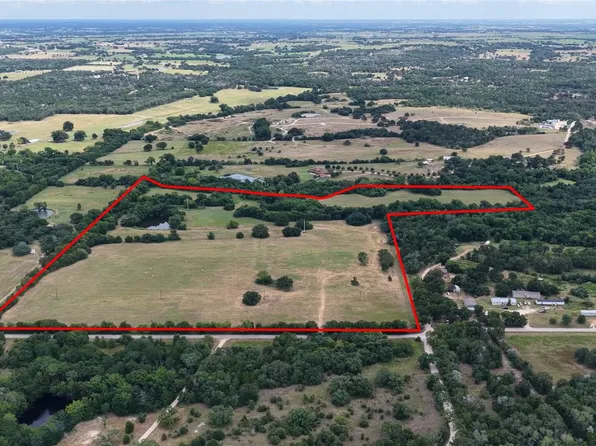 4410 Clay Creek Rd, Brenham, TX 77833