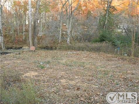 2nd image of 411 Dailey Loop