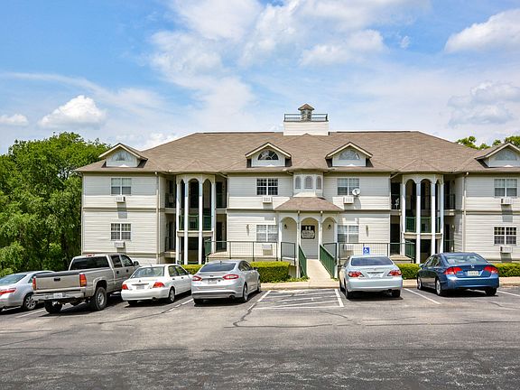 3rd image of 813 Holiday Ridge #6 BLDG H
