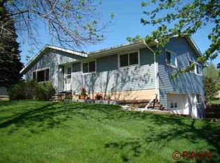 821 Elm St, Nicollet, MN 56074