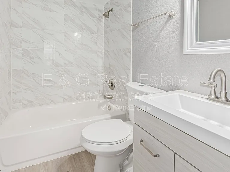 1077 W 1st St #203 — Photo 18