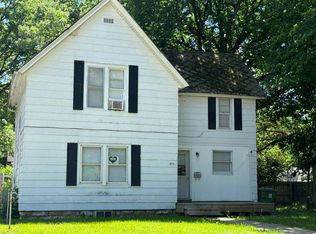 604 Howard St, Charles City, IA 50616