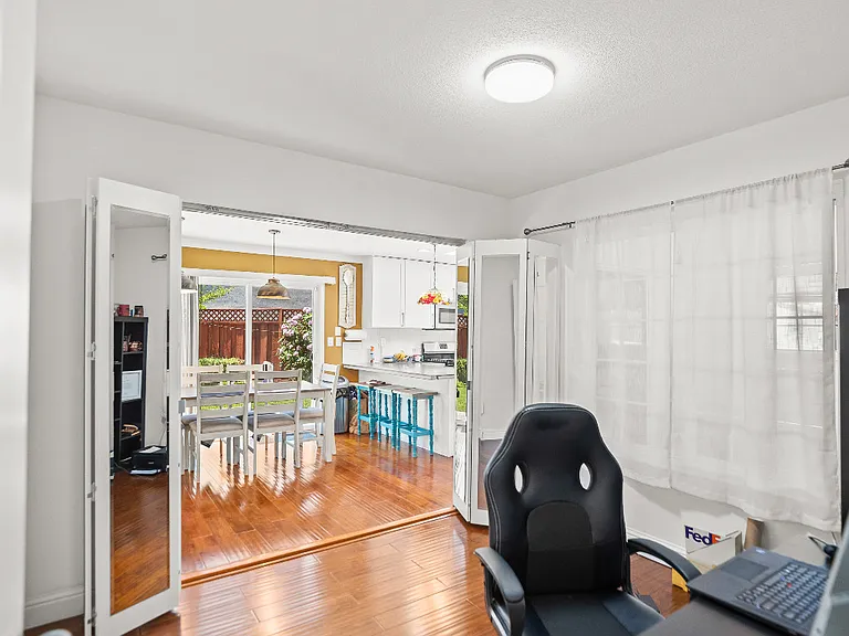 5947 Southmont Ct — Photo 16