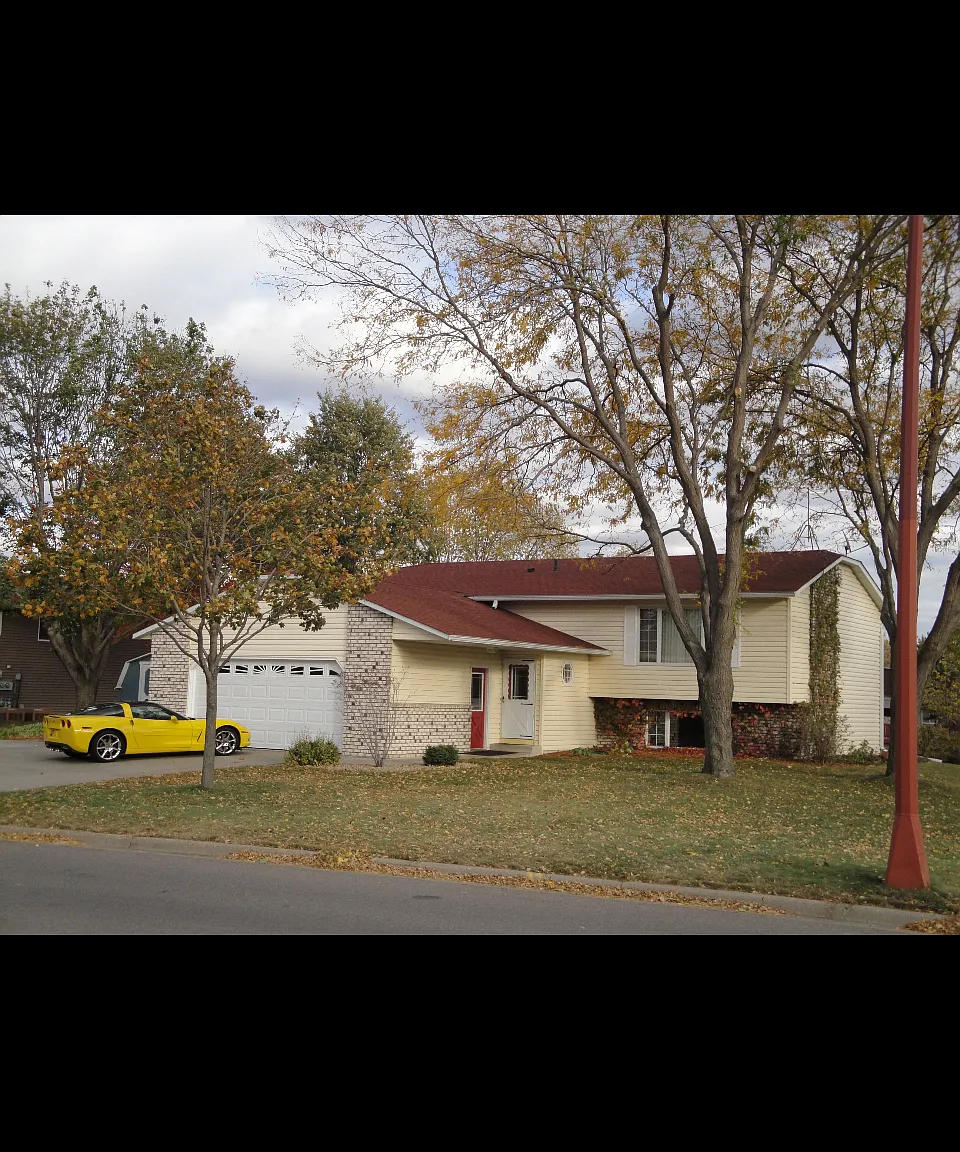 2 bed, 1200 sqft, $1,250 — Photo 1