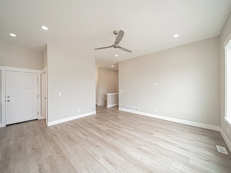 3190 Roundup Ln — Photo 4