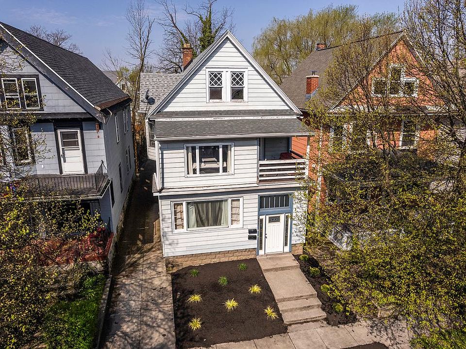 1st image of 398 Baynes St #2