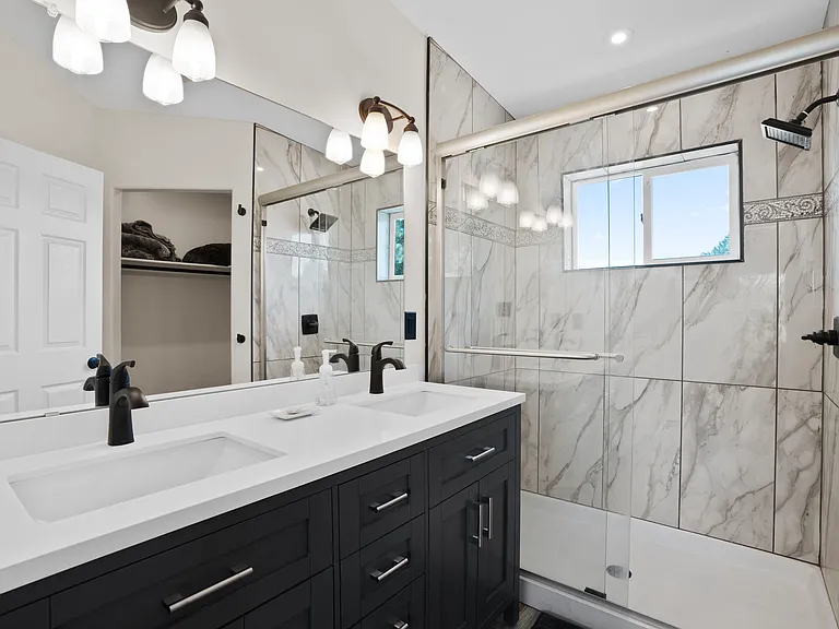 7508 Osuna Rd NE #A — Photo 4