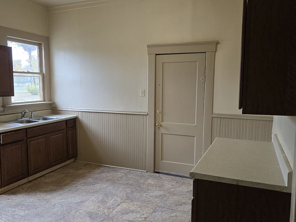 1st image of 801 Denver Blvd