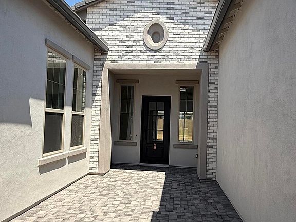 4th image of 1102 E FIRESTONE Drive