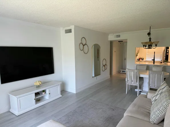 10001 WINDING LAKE Road #106, Sunrise, FL 33351
